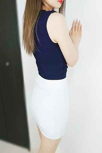 大人の色気漂う20代後半～30代前半の極上セラピスト